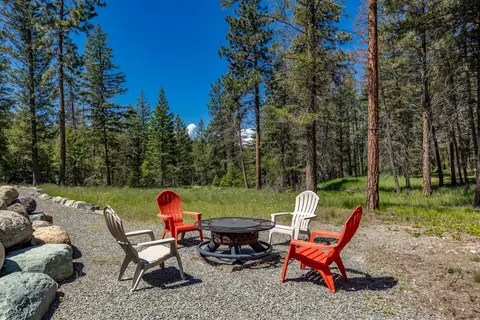 Exterior - 731 Hoodoo Loop, Rexford, MT 59930 photo 6 of 8