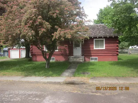 502 Pierce St, Plains, MT 59859