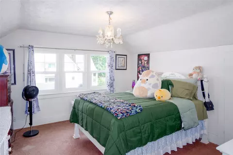 Bedroom - 118 E Lincoln Blvd, Libby, MT 59923 photo 5 of 10