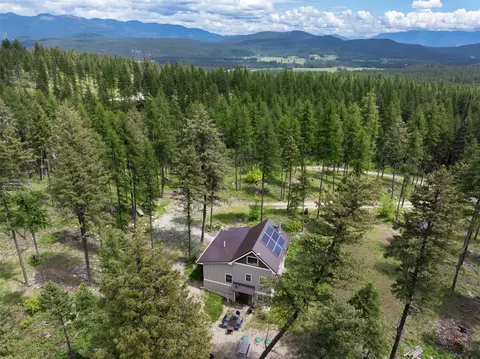 254 Chinook Lake Rd, Whitefish, MT 59937