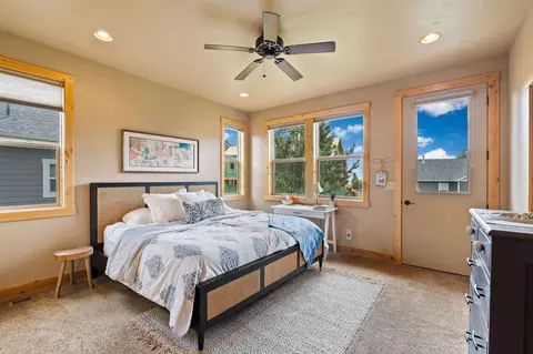 Bedroom - 220 Bluebunch Ct, Bigfork, MT 59911 photo 1 of 4