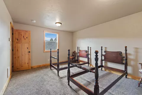 Bedroom - 220 Bluebunch Ct, Bigfork, MT 59911 photo 4 of 4