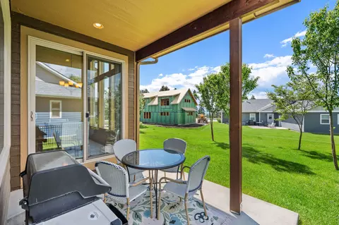 Exterior - 220 Bluebunch Ct, Bigfork, MT 59911 photo 2 of 8