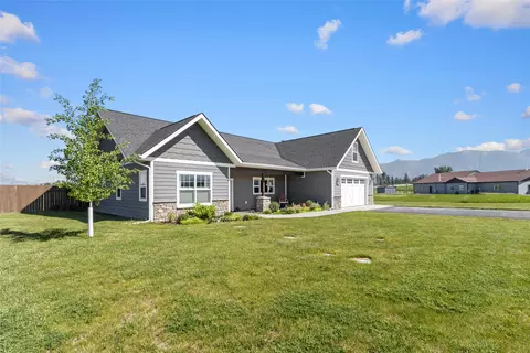 458 Mcwenneger Dr, Kalispell, MT 59901