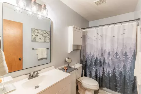 Bath - 130 Alpine Dr, Bigfork, MT 59911 photo 1 of 3
