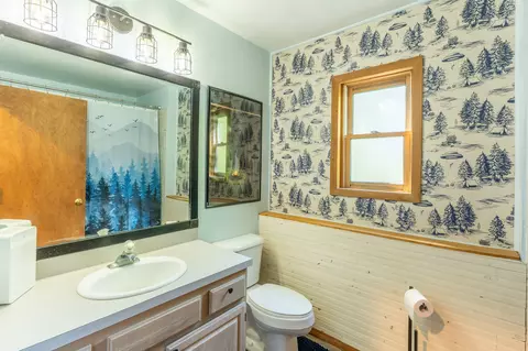 Bath - 130 Alpine Dr, Bigfork, MT 59911 photo 2 of 3