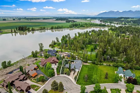 View/Area - 229 Harbor Dr, Bigfork, MT 59911 photo 2 of 11