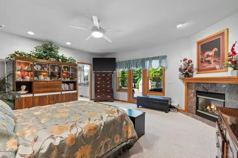 Bedroom - 229 Harbor Dr, Bigfork, MT 59911 photo 2 of 2