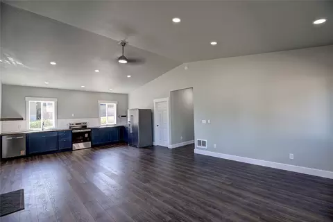 608 13th Ave E, Polson, MT 59860