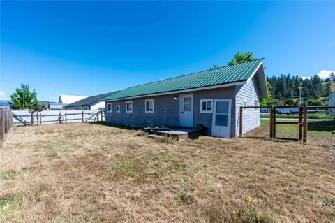 Exterior - 325 E Lynch St, Plains, MT 59859 photo 5 of 6