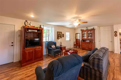 Living - 325 E Lynch St, Plains, MT 59859 photo 3 of 4