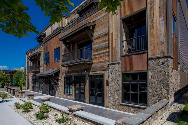 214 E 2nd St #207, Whitefish, MT 59937