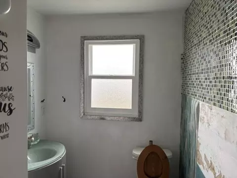 Bath - 415 3rd St S, Sunburst, MT 59482 photo 2 of 7
