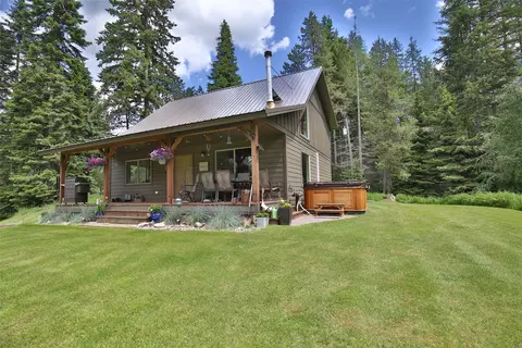 2 Starvation Ln, Thompson Falls, MT 59873