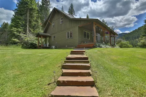 2 Starvation Ln, Thompson Falls, MT 59873