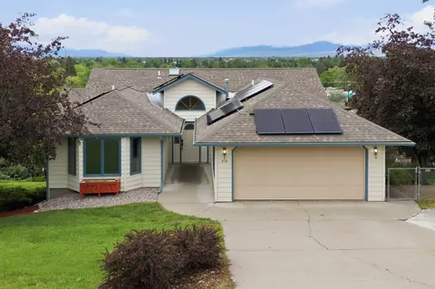 916 Simons Dr, Missoula, MT 59803
