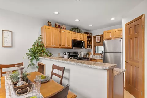 Kitchen - 183 Golf Ter #B, Bigfork, MT 59911 photo 6 of 6