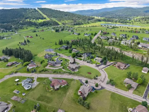 View/Area - 67 Double Eagle Ct, Kalispell, MT 59901 photo 4 of 10