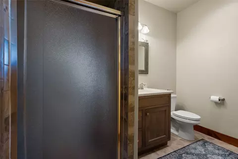 Bath - 67 Double Eagle Ct, Kalispell, MT 59901 photo 6 of 7