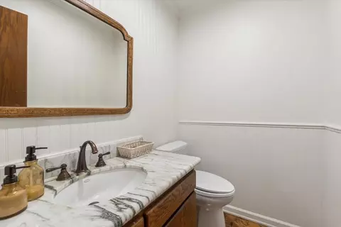 Bath - 225 Siderius Ln, Bigfork, MT 59911 photo 1 of 2