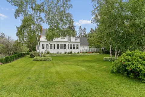 225 Siderius Ln, Bigfork, MT 59911