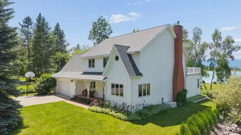 225 Siderius Ln, Bigfork, MT 59911
