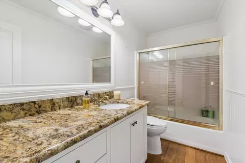 Bath - 225 Siderius Ln, Bigfork, MT 59911 photo 2 of 2
