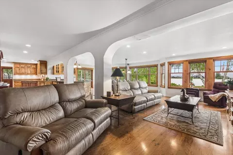 Living - 225 Siderius Ln, Bigfork, MT 59911 photo 2 of 4