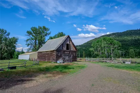 Exterior - 1132 Arabian Ln, Libby, MT 59923 photo 7 of 40
