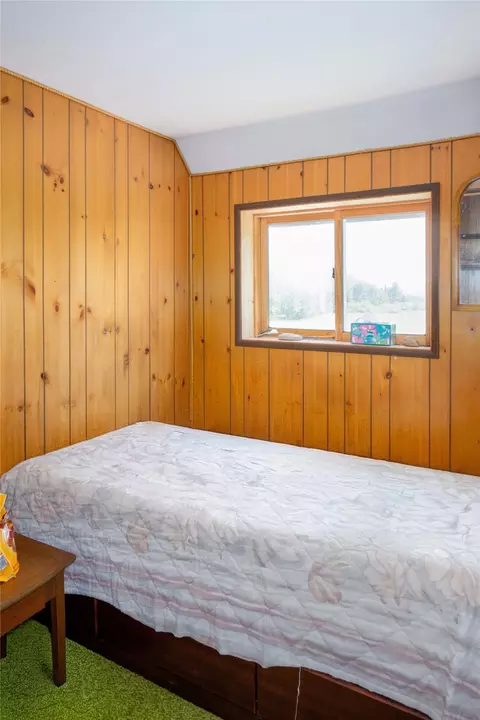 Bedroom - 1132 Arabian Ln, Libby, MT 59923 photo 3 of 6