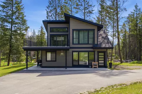 15 Quinley Ln, Whitefish, MT 59937