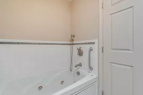 Bath - 208 E Nicklaus Ave, Kalispell, MT 59901 photo 1 of 4