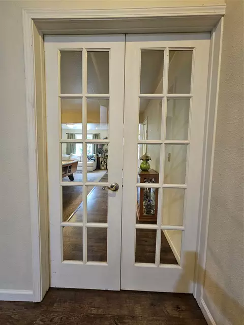 Entry Way - 229 3rd Ave, Lincoln, MT 59639 photo 2 of 2