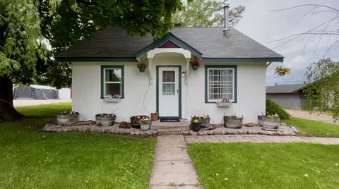 1410 5th St E, Polson, MT 59860