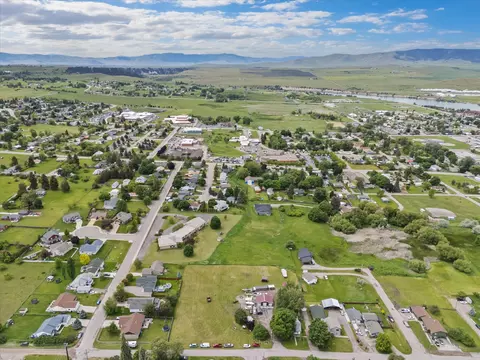 View/Area - 1410 5th St E, Polson, MT 59860 photo 7 of 8