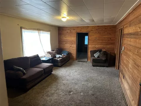 Living - 1263 Us Hwy 2 E, Kalispell, MT 59901 photo 3 of 6