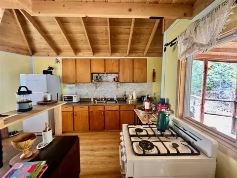 Kitchen - 111 Paul Creek Ln, Cascade, MT 59421 photo 2 of 4