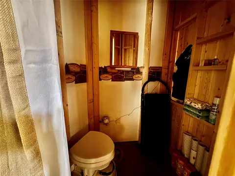 Bath - 111 Paul Creek Ln, Cascade, MT 59421 photo 1 of 2