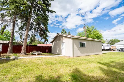 Exterior - 919 8th Ave E, Kalispell, MT 59901 photo 7 of 7