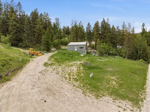 71 Smoke Ridge Rd, Kila, MT 59920