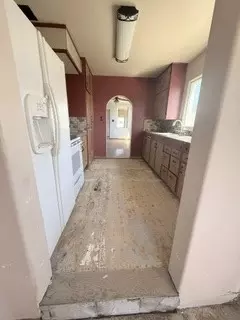 Entry Way - 400 Main Ave, Denton, MT 59430 photo 1 of 4
