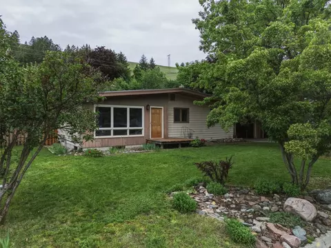 2325 Valley Dr, Missoula, MT 59802