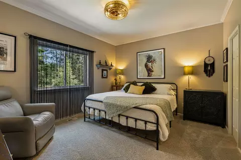 Bedroom - 165 Sylvan Dr, Bigfork, MT 59911 photo 3 of 6