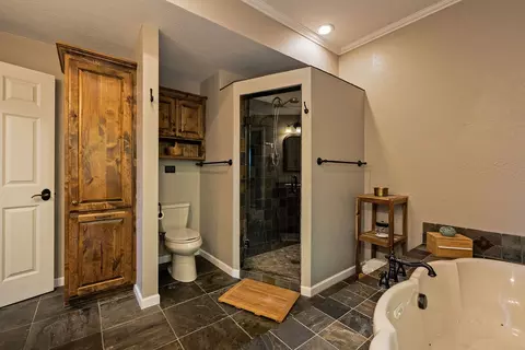 Bath - 165 Sylvan Dr, Bigfork, MT 59911 photo 4 of 7