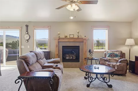 5874 Canyon Vista Dr, Florence, MT 59833
