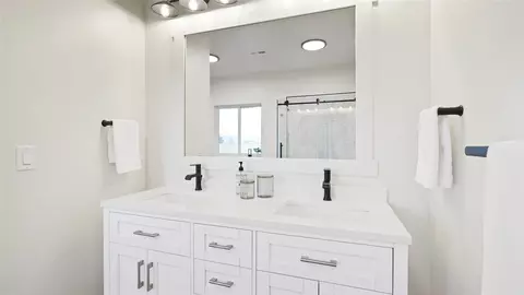 Bath - 5480 Fireweed Loop, Helena, MT 59602 photo 6 of 11