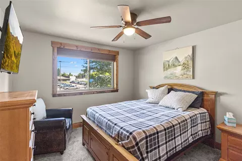 Bedroom - 538 Evergreen Dr, Kalispell, MT 59901 photo 4 of 7