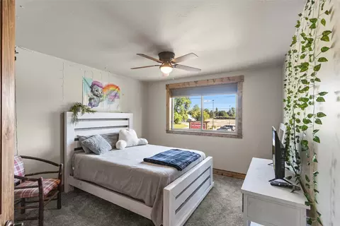 Bedroom - 538 Evergreen Dr, Kalispell, MT 59901 photo 6 of 7