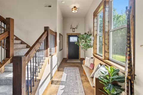 Entry Way - 538 Evergreen Dr, Kalispell, MT 59901 photo 1 of 2