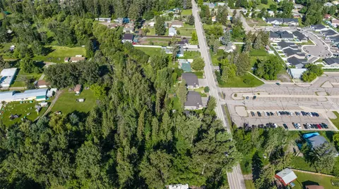 540 Evergreen Dr, Kalispell, MT 59901 photo 2